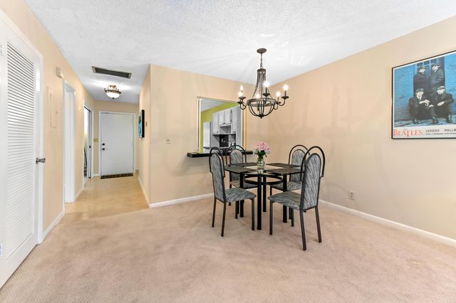 13988 Via Flora B, Delray Beach, FL 33484