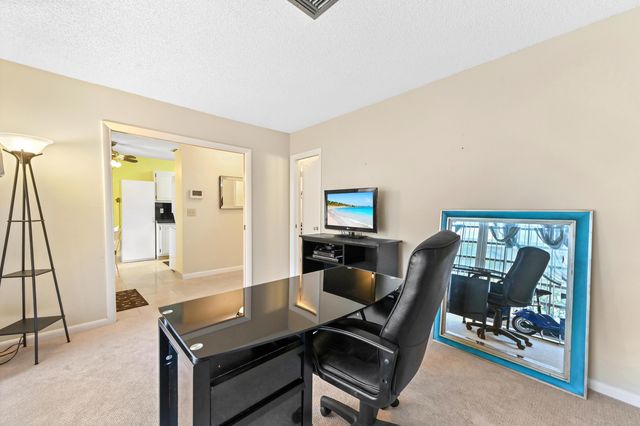 13988 Via Flora B, Delray Beach, FL 33484