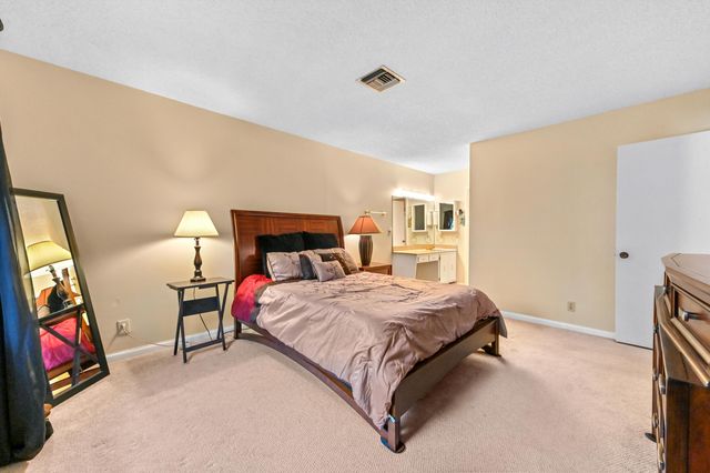 13988 Via Flora B, Delray Beach, FL 33484