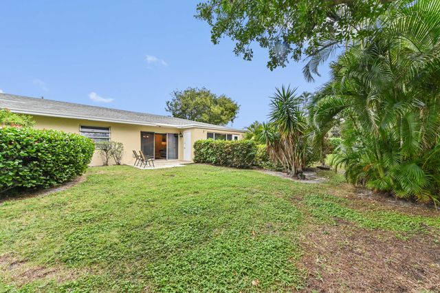 13988 Via Flora B, Delray Beach, FL 33484