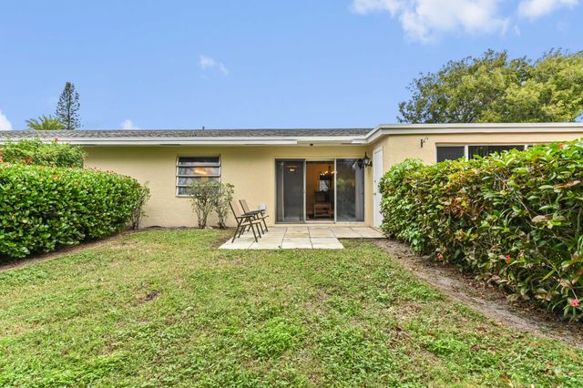 13988 Via Flora B, Delray Beach, FL 33484