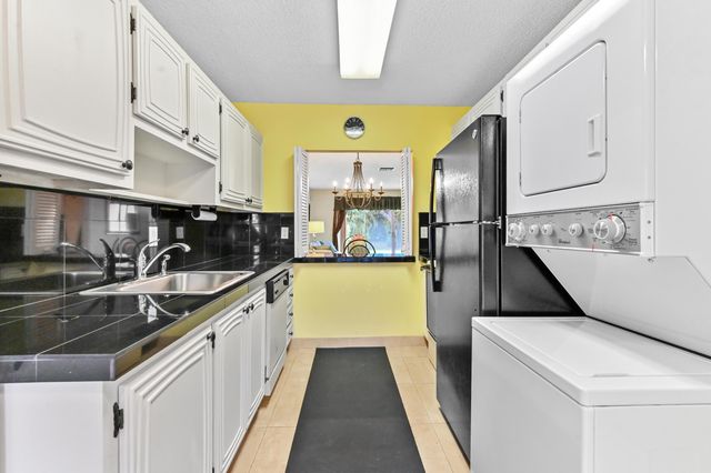 13988 Via Flora B, Delray Beach, FL 33484