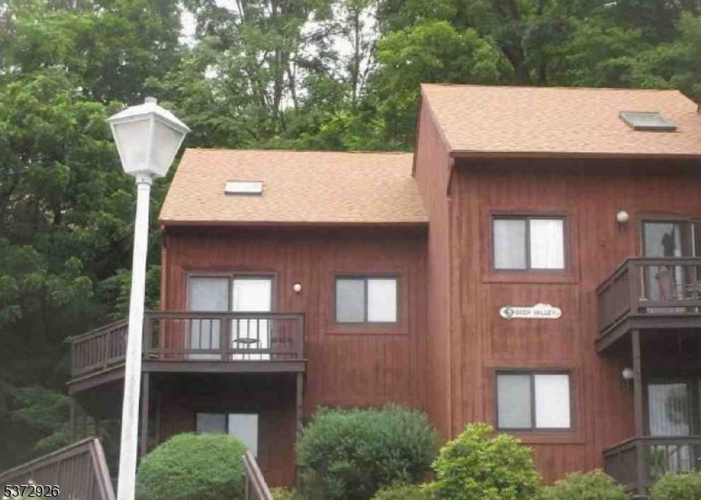 3 Deer Valley Ln 1, Vernon Twp., NJ 07462