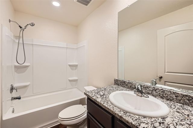 1358 Amy DR, Kyle, TX 78640