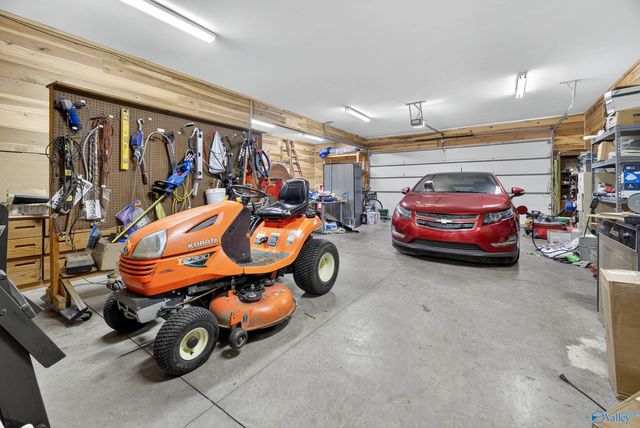 157 Olympia Lane, Grant, AL 35747