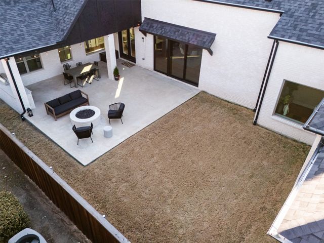 1906 Granite Range Lane, Arlington, TX 76005