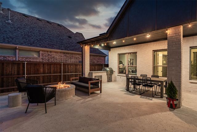 1906 Granite Range Lane, Arlington, TX 76005