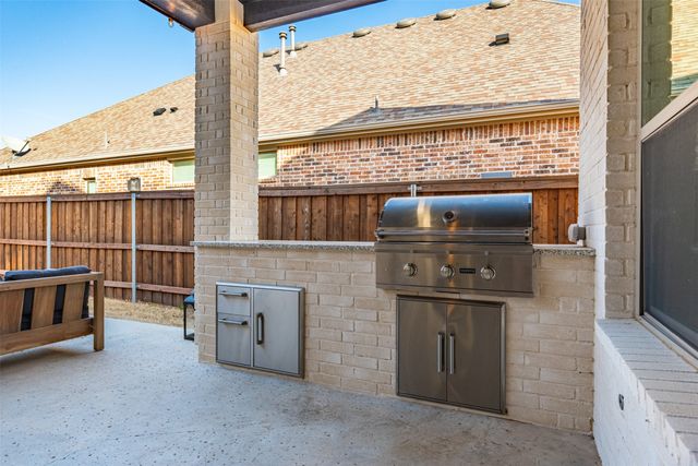 1906 Granite Range Lane, Arlington, TX 76005