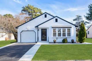 6 Berkeley Street 64, Whiting, NJ 08759