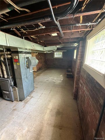 22121 Francis Street, Dearborn, MI 48124
