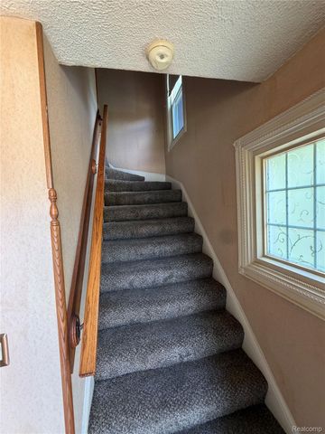 22121 Francis Street, Dearborn, MI 48124