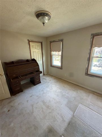 22121 Francis Street, Dearborn, MI 48124