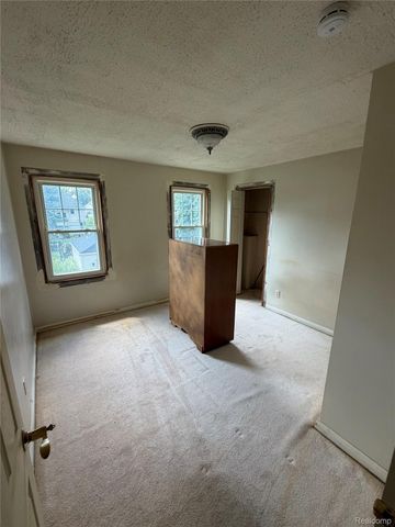 22121 Francis Street, Dearborn, MI 48124