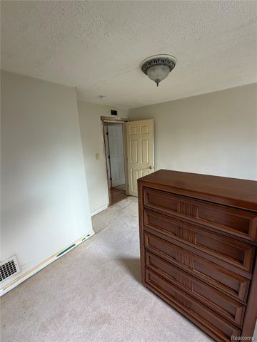 22121 Francis Street, Dearborn, MI 48124