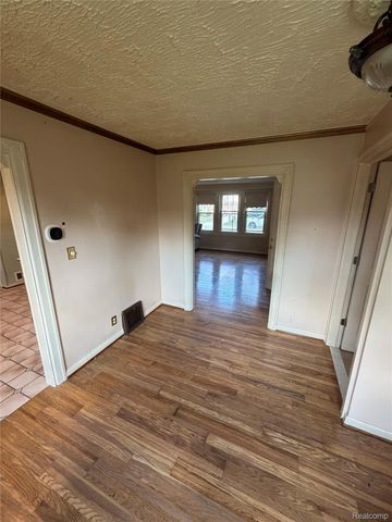 22121 Francis Street, Dearborn, MI 48124