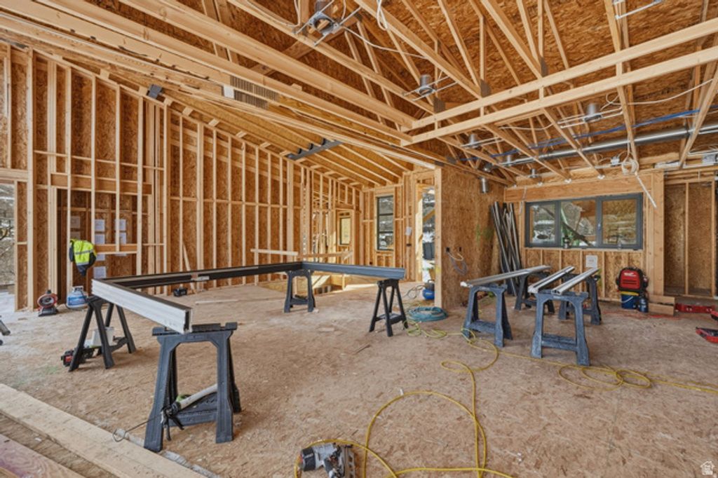 Image 58 of property listing at 3773 E QUAIL HILL LN #104, Sandy, UT 84092