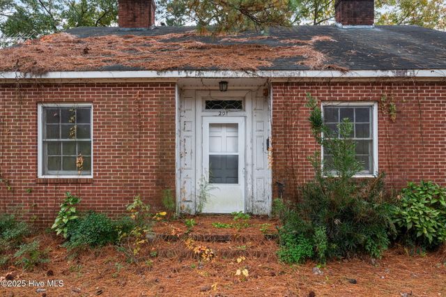 201 Park Avenue, Kinston, NC 28501