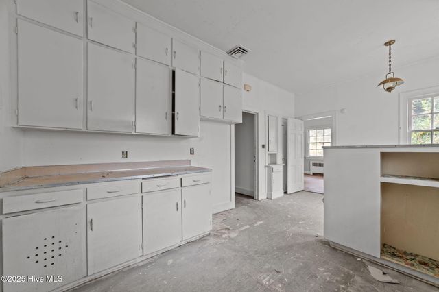 201 Park Avenue, Kinston, NC 28501