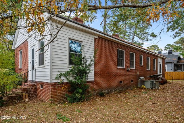 201 Park Avenue, Kinston, NC 28501