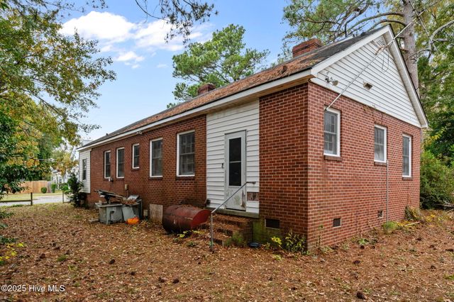 201 Park Avenue, Kinston, NC 28501