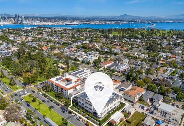 747 Orange Ave 304, Coronado, CA 92118