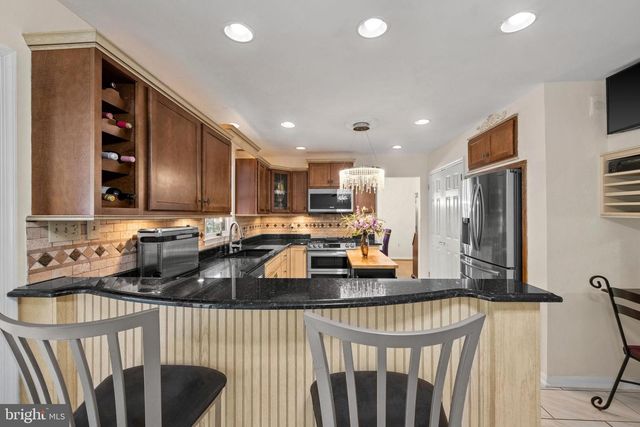 3121 PINEVIEW DR, Dover, PA 17315