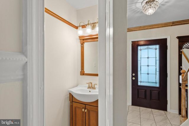 3121 PINEVIEW DR, Dover, PA 17315