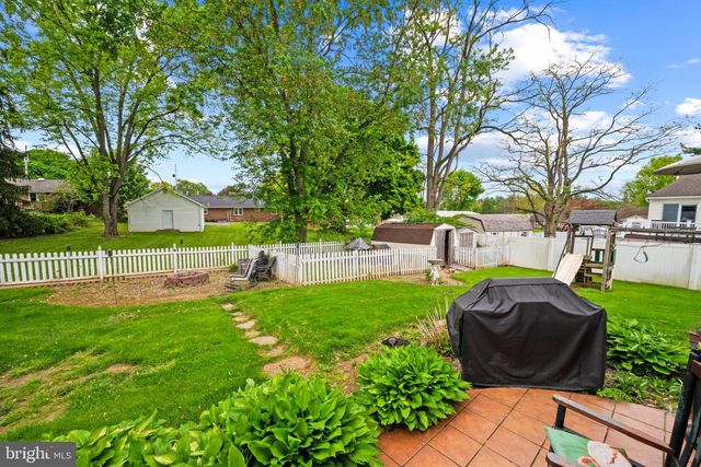 3121 PINEVIEW DR, Dover, PA 17315