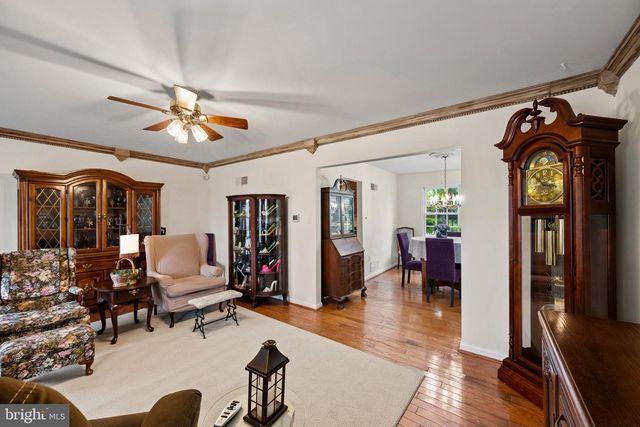 3121 PINEVIEW DR, Dover, PA 17315