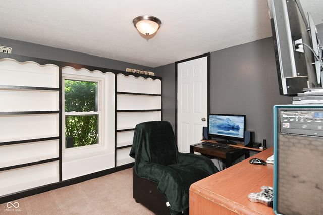 7454 W San Marco Drive, Fortville, IN 46040