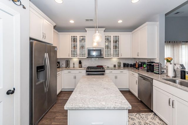 2023 Welsh Pony Drive, Mount Pleasant, SC 29429