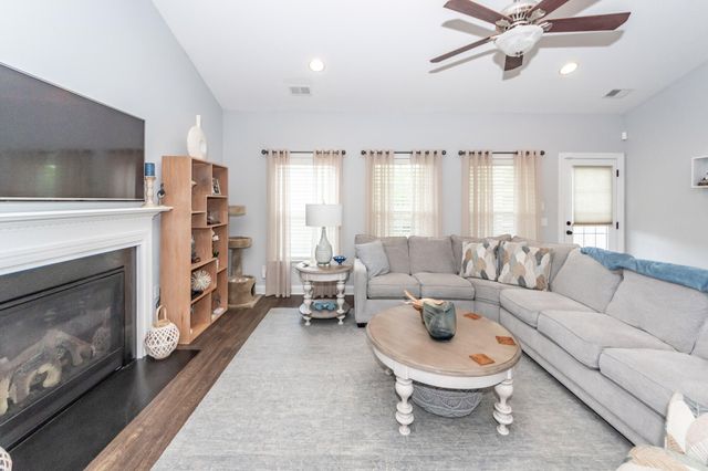 2023 Welsh Pony Drive, Mount Pleasant, SC 29429