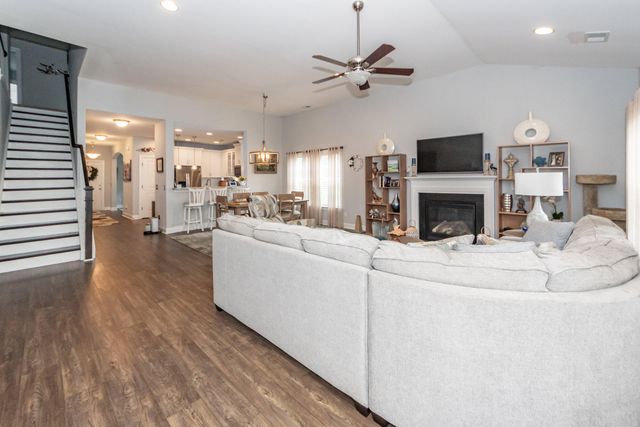 2023 Welsh Pony Drive, Mount Pleasant, SC 29429