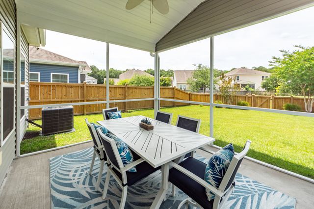 2023 Welsh Pony Drive, Mount Pleasant, SC 29429