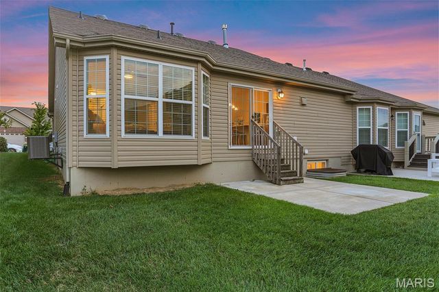 16139 Amber Vista Drive, Ellisville, MO 63021