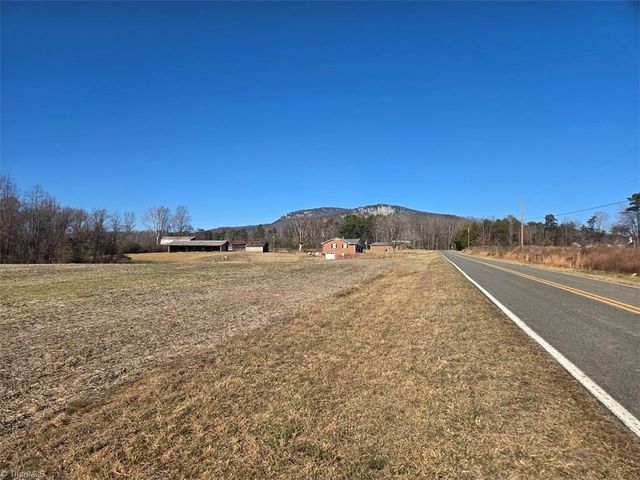 2889 Mountain View Church Road, King, NC 27021