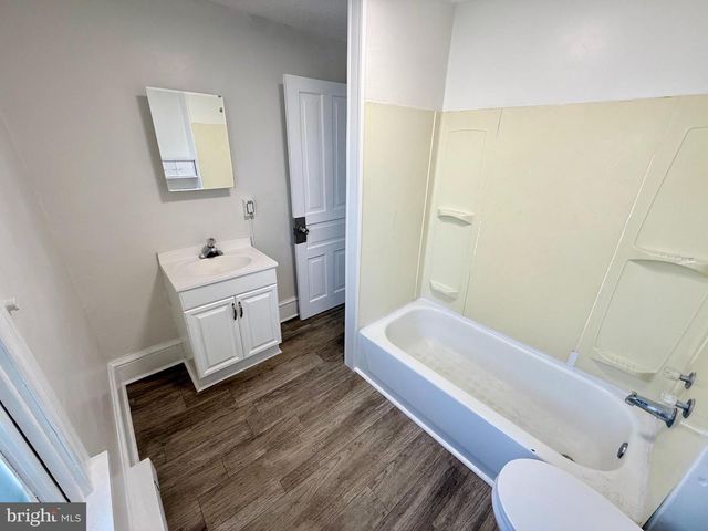 719 N 12TH ST, Reading, PA 19604