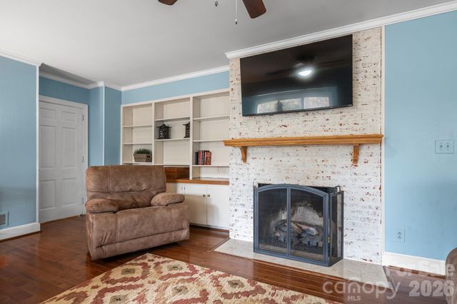 1540 Westbrook Circle, Gastonia, NC 28052