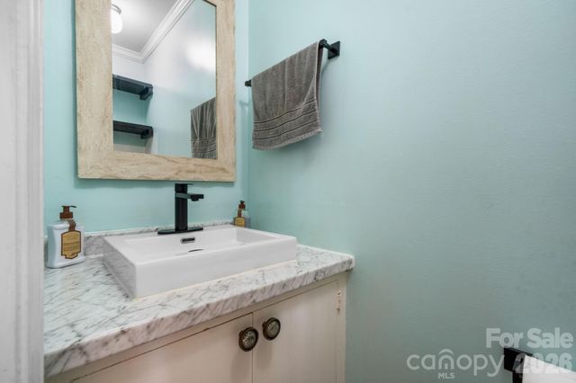 1540 Westbrook Circle, Gastonia, NC 28052