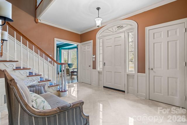 1540 Westbrook Circle, Gastonia, NC 28052