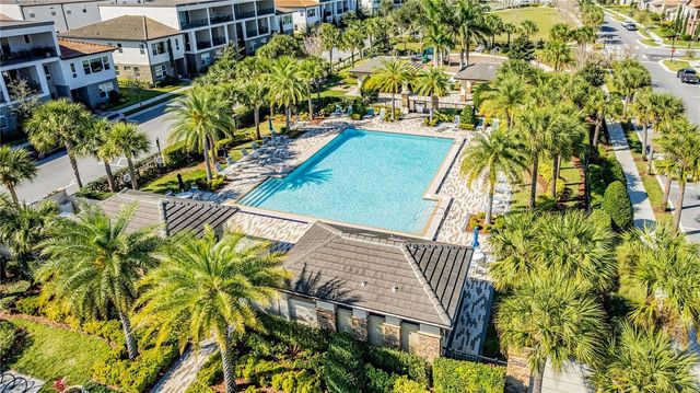 9832 BUCKLOW HILL DRIVE, Orlando, FL 32832