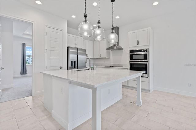 9832 BUCKLOW HILL DRIVE, Orlando, FL 32832