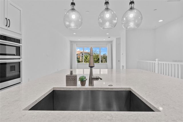 9832 BUCKLOW HILL DRIVE, Orlando, FL 32832