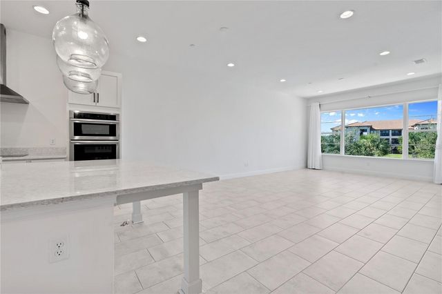 9832 BUCKLOW HILL DRIVE, Orlando, FL 32832