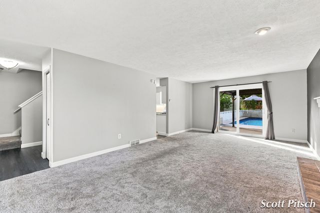 2576 Mapleview Street Se, City Of Kentwood, MI 49508