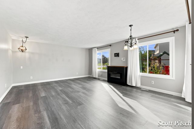 2576 Mapleview Street Se, City Of Kentwood, MI 49508