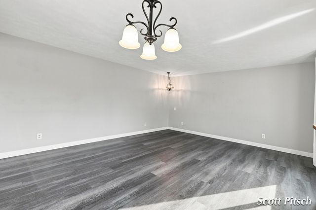 2576 Mapleview Street Se, City Of Kentwood, MI 49508