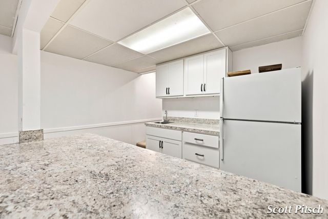 2576 Mapleview Street Se, City Of Kentwood, MI 49508