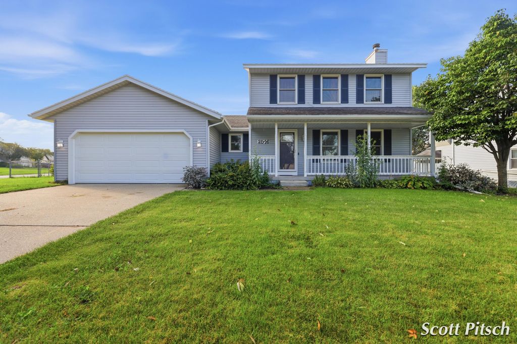 2576 Mapleview Street Se, City Of Kentwood, MI 49508