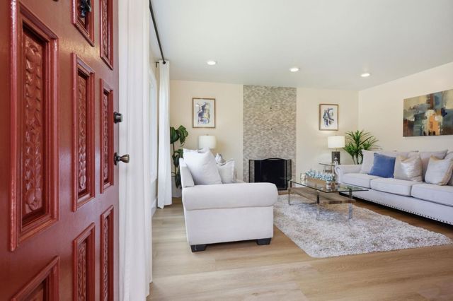 1071 Sunnyside Drive, South San Francisco, CA 94080